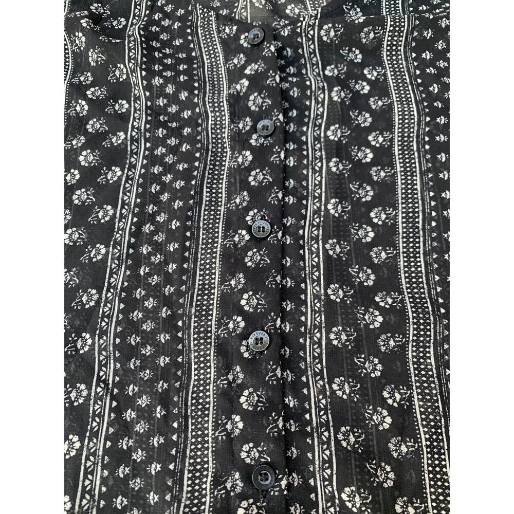 Forever 21 Boho Floral Top Size Small